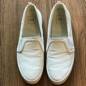 GAP Size 9 Slip On Perforated Sneakers